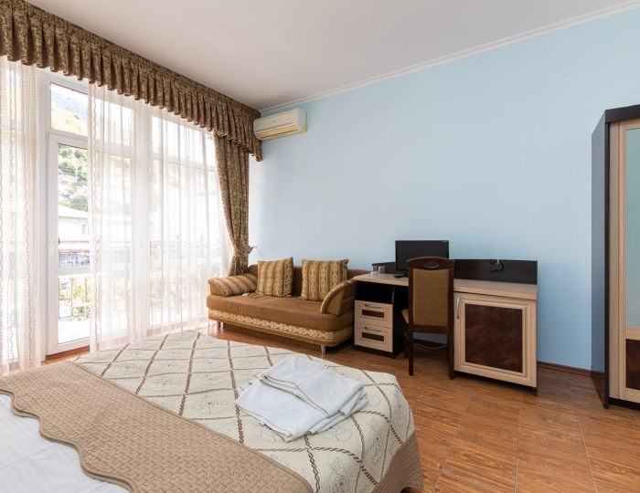 Стандарт 2-местный 1-комнатный вид на горы - Гостиница «Арстаа» Гагра